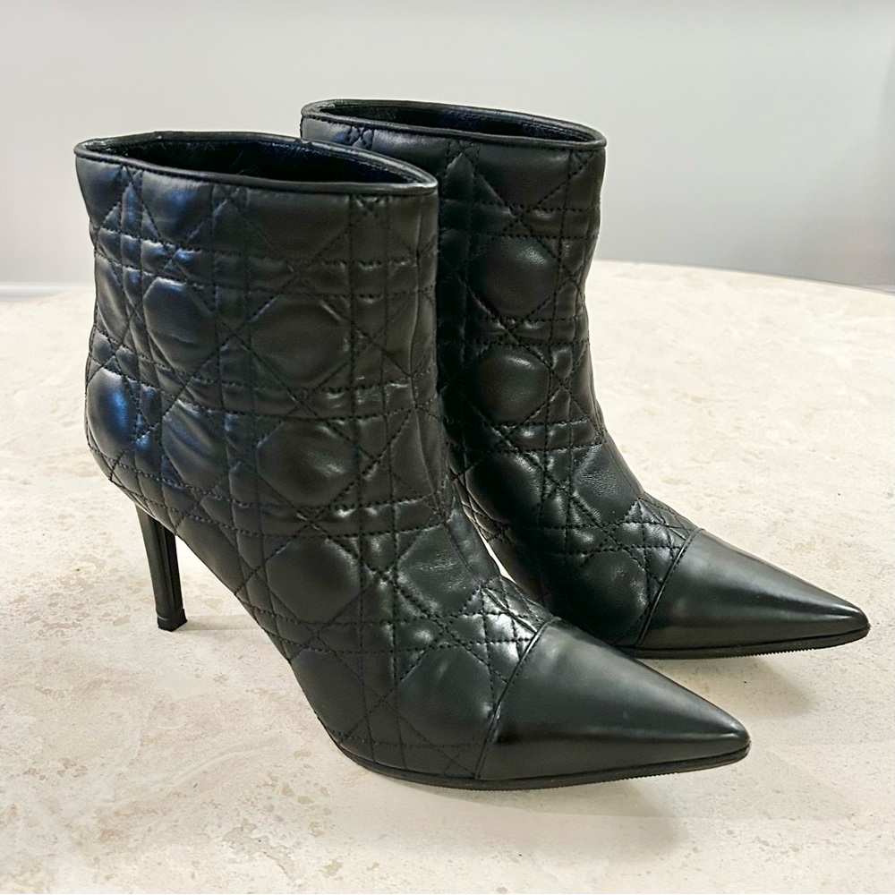 CHRISTIAN DIOR Cannage Lambskin Stiletto Bootie Size 36.5 Black Made in Italy